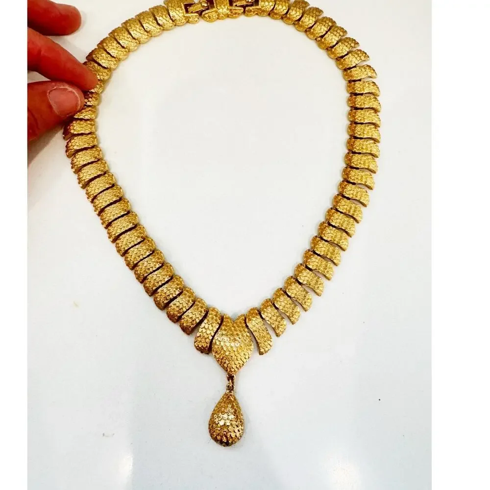 Vintage Signed Monet Gold Tone Textured Necklace | Collar with Teardrop Pendant